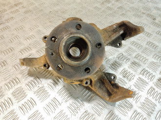 Кулак поворотный передний правый Volkswagen Bora 1997-2005