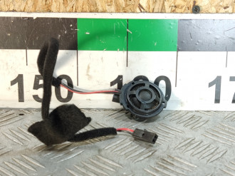 Динамик Volkswagen Touareg 2002 2010