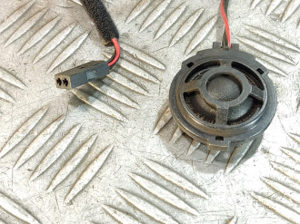 Динамик Volkswagen Touareg 2002 2010