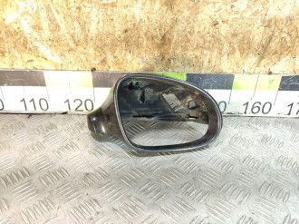 Корпус зеркала правого Volkswagen Passat b6 b6