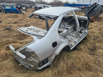 Лонжерон передний левый Volkswagen Bora 1997-2005