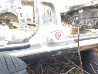 Порог со стойкой правой Volkswagen Bora 1997-2005