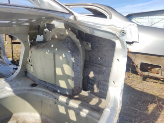 Крыло заднее правое Volkswagen Bora 1997-2005