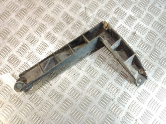 Направляющая бампера Volkswagen Touareg 2002 2010