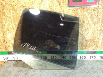 Стекло двери задней правой Volkswagen Bora 1997-2005