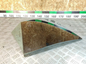 Стекло двери задней правой Volkswagen Bora 1997-2005