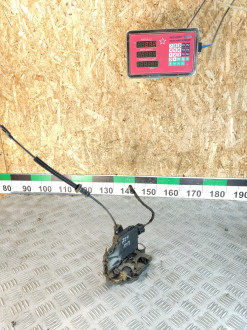 Замок двери передней правой Volkswagen Bora 1997-2005