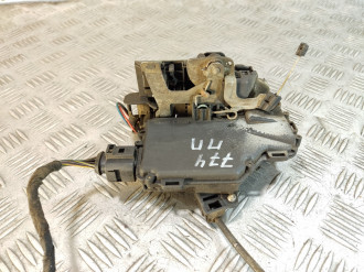 Замок двери передней правой Volkswagen Bora 1997-2005