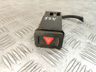 Кнопка аварийной сигнализации Volkswagen Bora 1997-2005