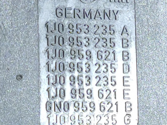 Кнопка аварийной сигнализации Volkswagen Bora 1997-2005