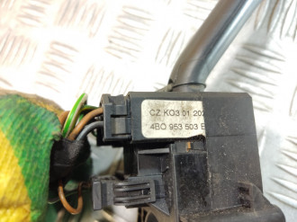 Переключатель подрулевой правый Volkswagen Bora 1997-2005