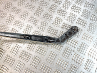 Поводок стеклоочистителя передний правый Volkswagen Bora 1997-2005