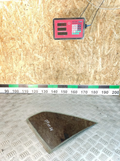 Стекло двери задней правой форточка Volkswagen Bora 1997-2005