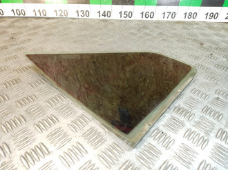 Стекло двери задней правой форточка Volkswagen Bora 1997-2005