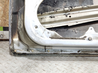 Дверь передняя правая Volkswagen Bora 1997-2005