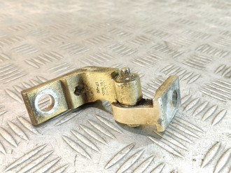 Петля двери передней правой верхняя Volkswagen Bora 1997-2005