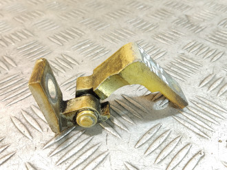 Петля двери передней правой верхняя Volkswagen Bora 1997-2005