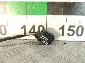 Кнопка стеклоподъемника Volkswagen Bora 1997-2005