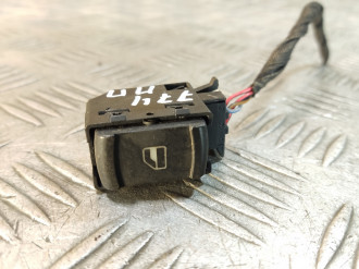 Кнопка стеклоподъемника Volkswagen Bora 1997-2005