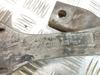 Опора кпп Volkswagen Bora 1997-2005