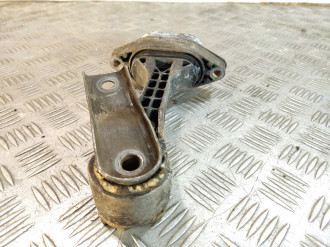 Опора кпп Volkswagen Bora 1997-2005