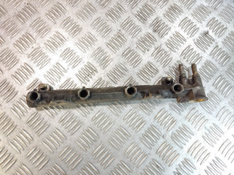 Рейка топливная рампа Volkswagen Bora 1997-2005