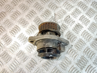 Насос водяной помпа Volkswagen Bora 1997-2005