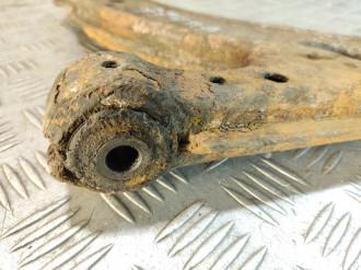 Рычаг передний левый нижний Volkswagen Bora 1997-2005