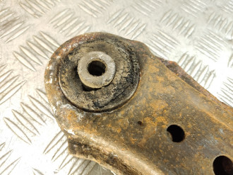 Рычаг передний правый нижний Volkswagen Bora 1997-2005