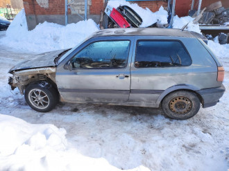 В разборе Volkswagen Golf 3