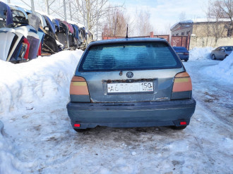 В разборе Volkswagen Golf 3