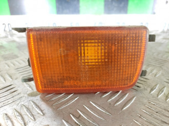 Поворотник правый Volkswagen Golf 3