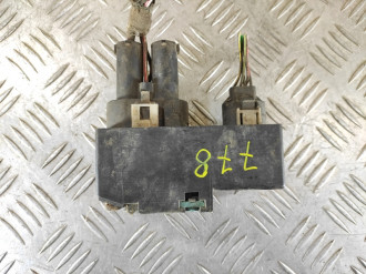 Блок управления вентилятором Volkswagen Golf 3