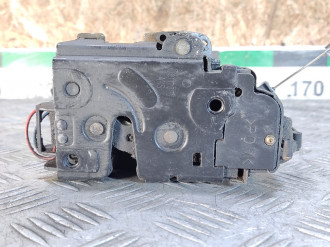 Замок двери передней левой Volkswagen Bora 1997-2005