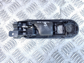 Ручка двери внутренняя задняя правая Volkswagen Bora 1997-2005