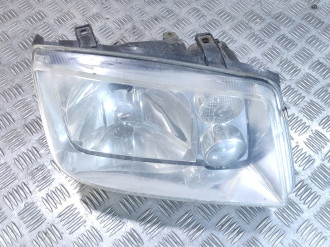 Фара правая Volkswagen Bora 1997-2005