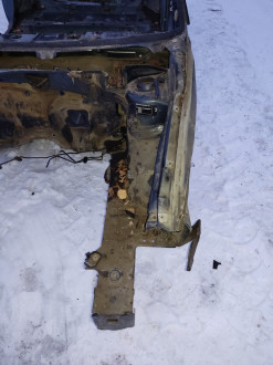 Лонжерон передний левый Volkswagen Bora 1997-2005