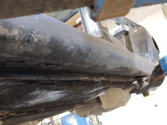 Порог со стойкой левой Volkswagen Bora 1997-2005