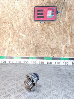 Насос водяной помпа Volkswagen Bora 1997-2005