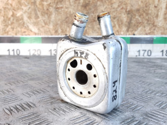 Радиатор масляный Volkswagen Bora 1997-2005