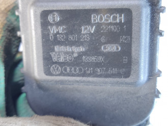 Моторчик заслонки отопителя Volkswagen Bora 1997-2005