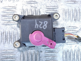 Моторчик заслонки отопителя Volkswagen Bora 1997-2005