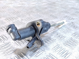 Цилиндр сцепления главный Volkswagen Bora 1997-2005
