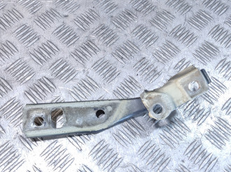 Петля капота правая Volkswagen Bora 1997-2005