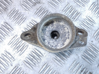 Опора заднего амортизатора Volkswagen Bora 1997-2005