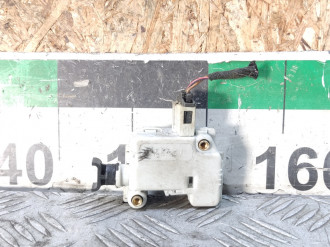 Замок лючка бензобака Volkswagen Bora 1997-2005