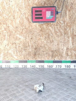 Замок лючка бензобака Volkswagen Bora 1997-2005