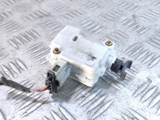 Замок лючка бензобака Volkswagen Bora 1997-2005