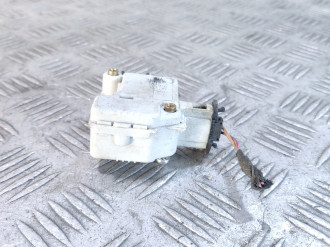 Замок лючка бензобака Volkswagen Bora 1997-2005