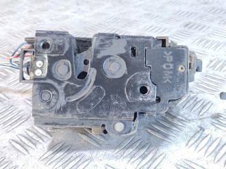 Замок двери передней правой Volkswagen Bora 1997-2005